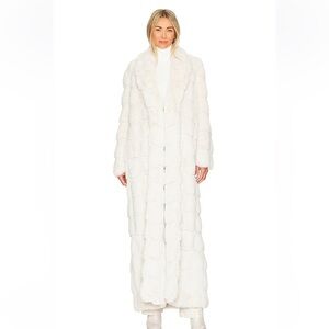 NWT Lita by Ciara Revolve Faux Fur Floor Length Coat White Size Small